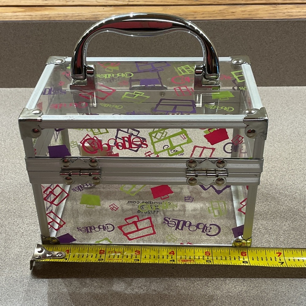 Caboodles - Picture 3 of 6